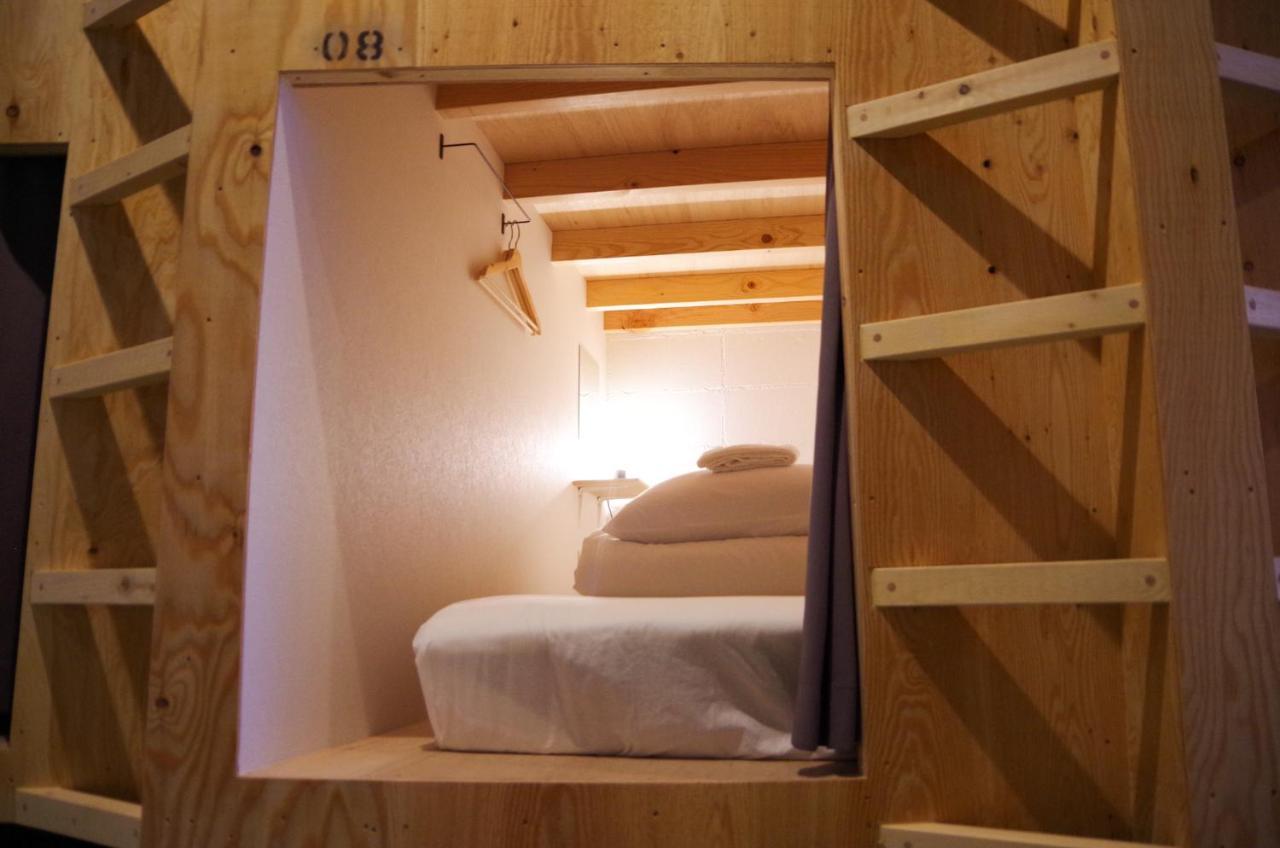بيت شباب Travelers' House Roots تاكاوكا المظهر الخارجي الصورة